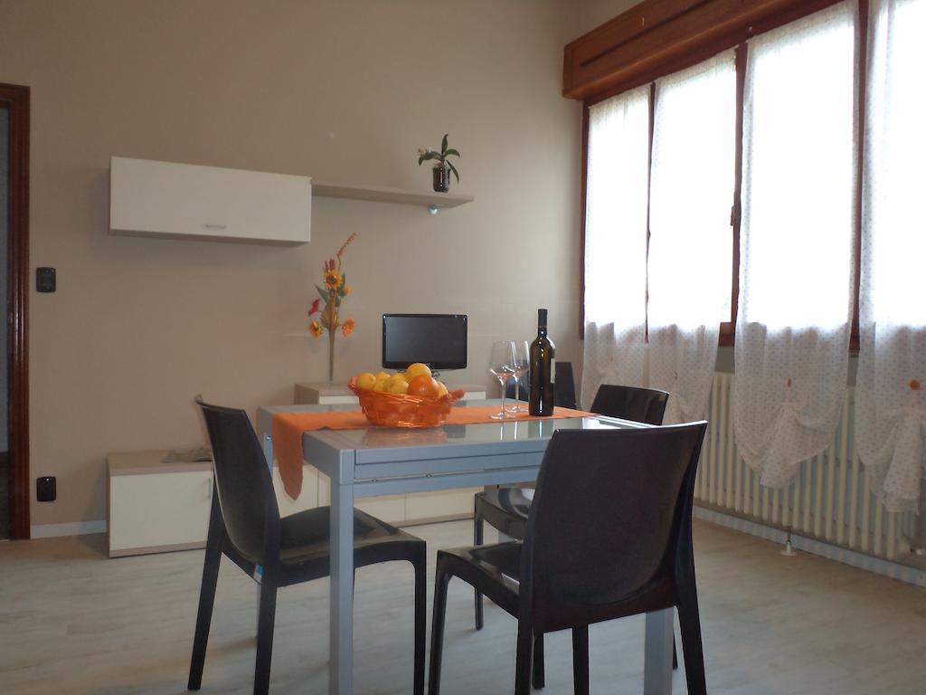Ferienwohnung Irene Pistoia Zimmer foto