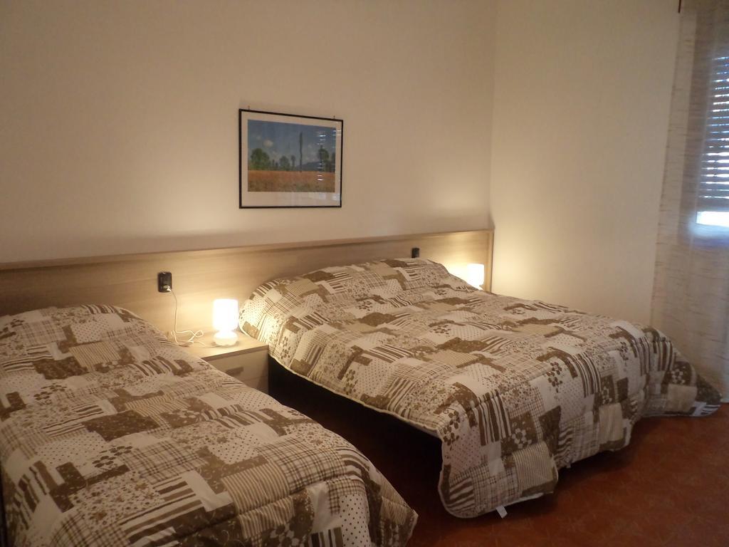 Ferienwohnung Irene Pistoia Zimmer foto