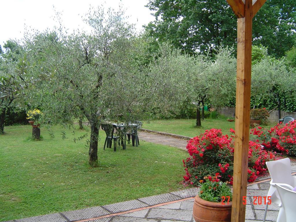 Ferienwohnung Irene Pistoia Zimmer foto